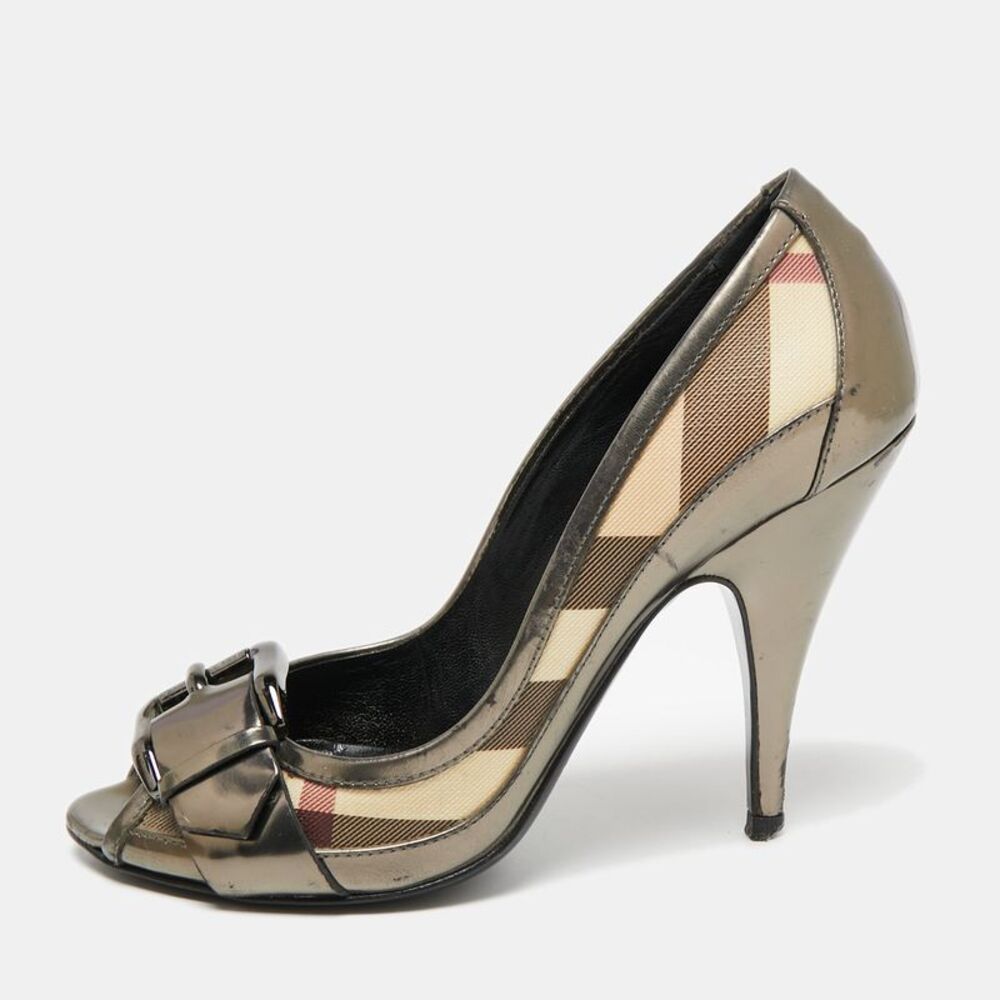 Burberry Metallic Grey Leather And House Check Canvas Buckle Peep Toe Pumps